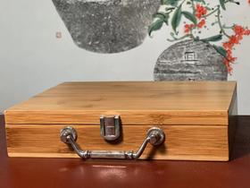 特别推荐：整体镜面超硬白钢刻刀优惠套装，售价199元
 
这是一个朋友的自有产品，六年销售三万支以上！瑞典一胜百整体超硬白钢，硬度达到了66-68HRc，刀身整体纯人工全反射镜面精磨篆刻刀