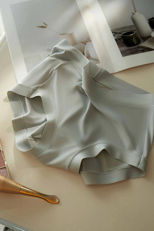 爱慕秋冬 【拍4条68元】桑蚕丝95到180斤暖柔绵纱超大弹力无痕内裤 商品图3