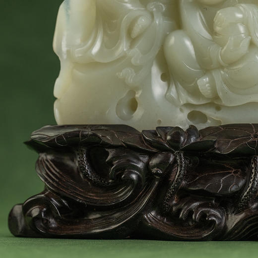 和田玉雕和合二仙山子摆件 商品图3