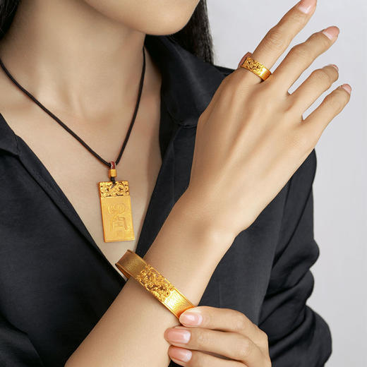 宫匠造办 凤凰来仪黄金套装 商品图5