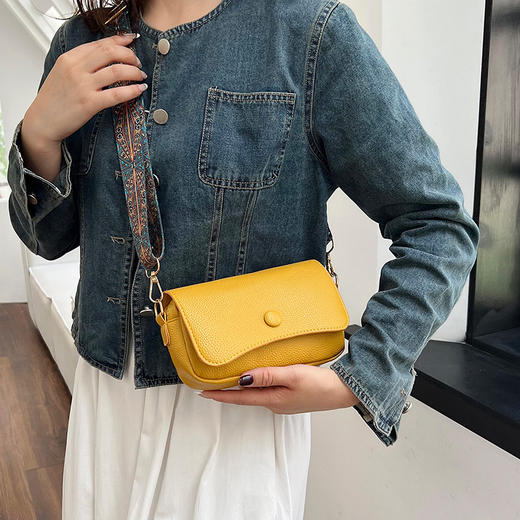 小众设计新款【复古圆筒包】时尚百搭 宽带单肩斜挎包 女士小包包 商品图2