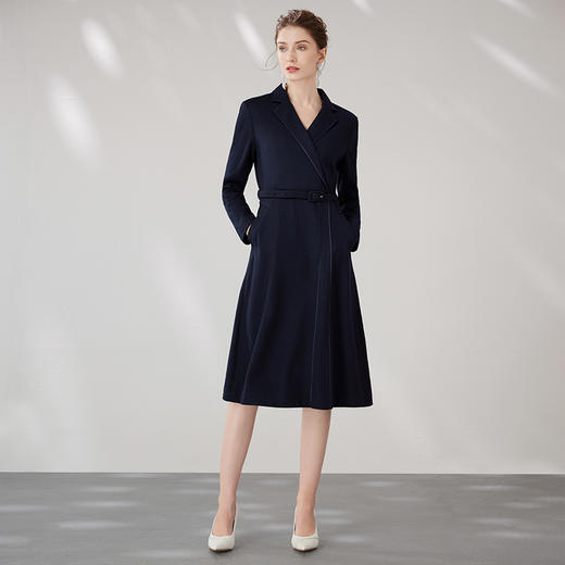 EITIE爱特爱冬季新款气质翻领显瘦收腰中长款连衣裙7207910 商品图1