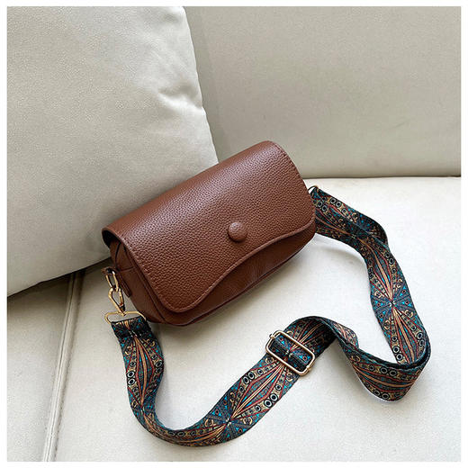 小众设计新款【复古圆筒包】时尚百搭 宽带单肩斜挎包 女士小包包 商品图8