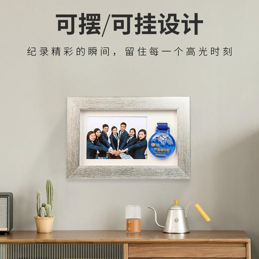 实木马拉松水晶奖牌keep荣誉金属徽章展示相框摆台定制证书收纳盒 商品图4