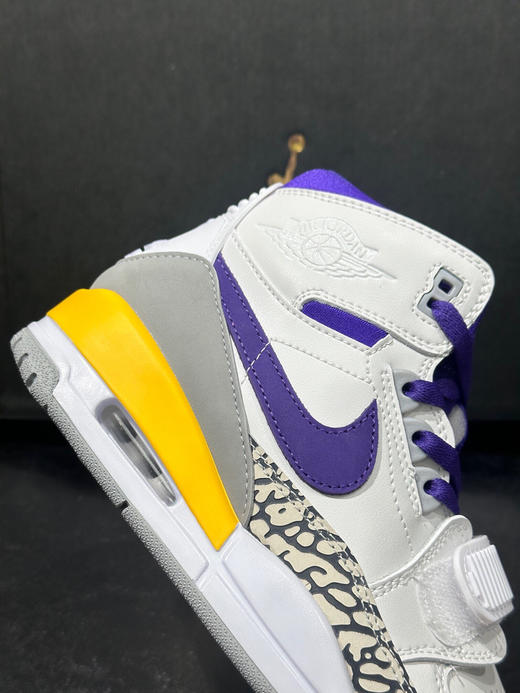 秋冬特惠💰450 Jordan Legacy 312 lakers 湖人 减震防滑 高帮 复古篮球鞋 白紫色 商品图6