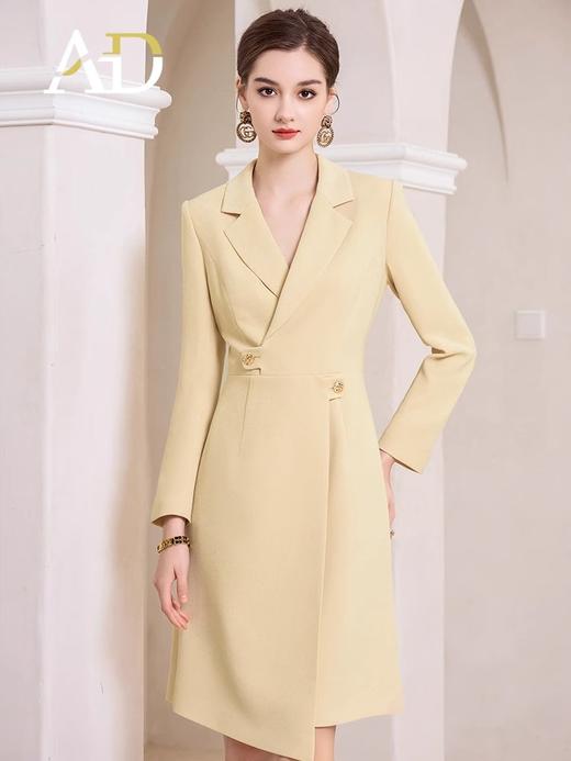 AD米黄色西装连衣裙女主持人上镜连身裙2023新款收腰显瘦西服裙子 商品图4