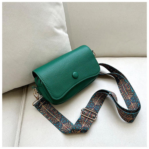 小众设计新款【复古圆筒包】时尚百搭 宽带单肩斜挎包 女士小包包 商品图7