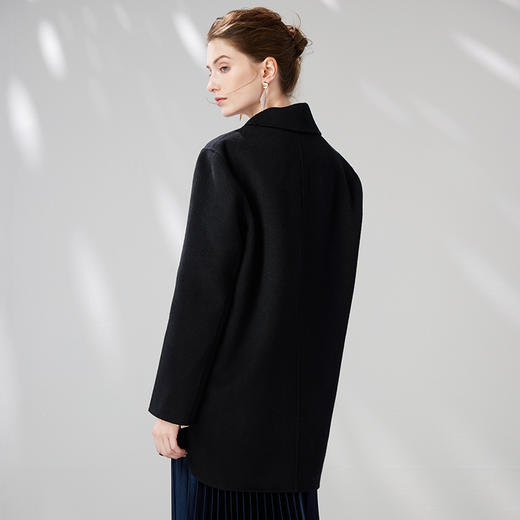 EITIE爱特爱春季新款气质大气大衣外套女7314003 商品图10