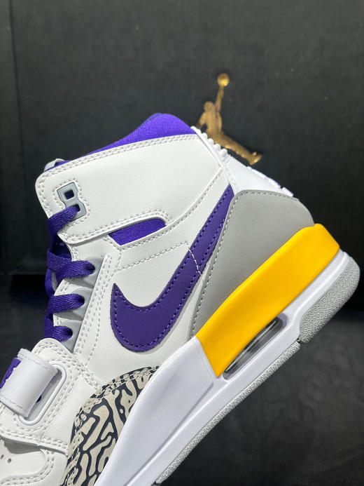 秋冬特惠💰450 Jordan Legacy 312 lakers 湖人 减震防滑 高帮 复古篮球鞋 白紫色 商品图8