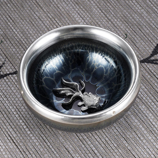 子佩集S990银【微雨清尘】茶具【TZYF038】金鱼茶杯摆件2312 商品图0