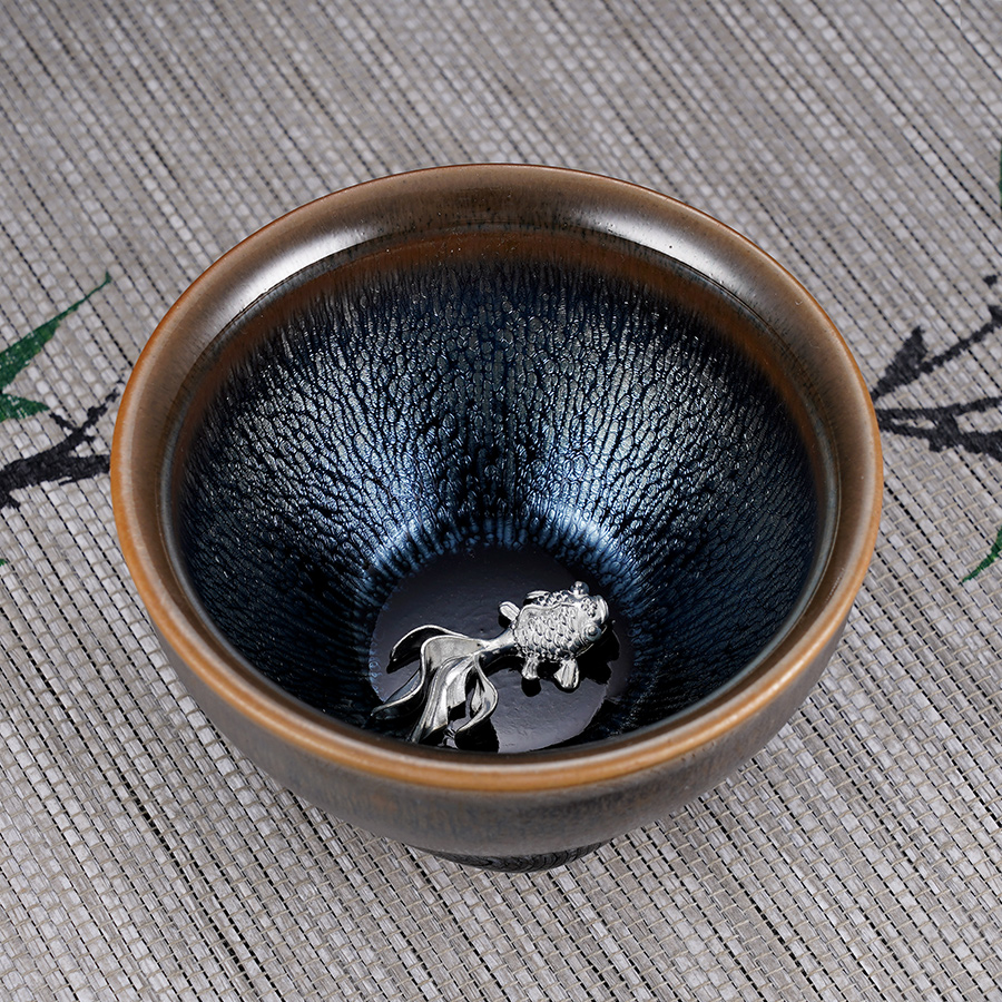 子佩集S990银【苍穹问海】茶具【HH002】金鱼茶杯摆件2312