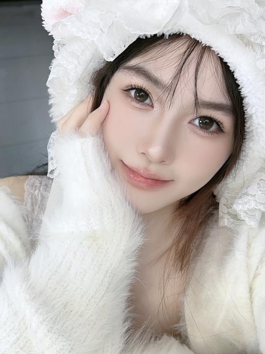 Loveiikira旗下 ·黑珠珠｜14.2mm白狮参考着色中等直径  日抛  一盒十片装 商品图5