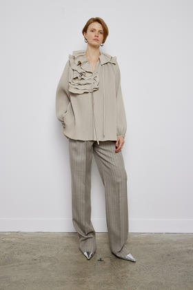 可拆卸立体花翎衬衣