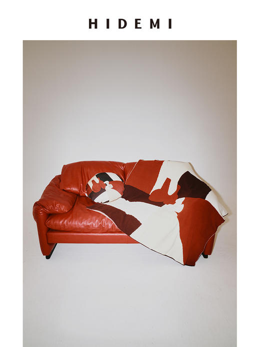 HIDEMI 节日系列“红色的房间”限定手绘抽象印花厚款针织绒毛毯 商品图0