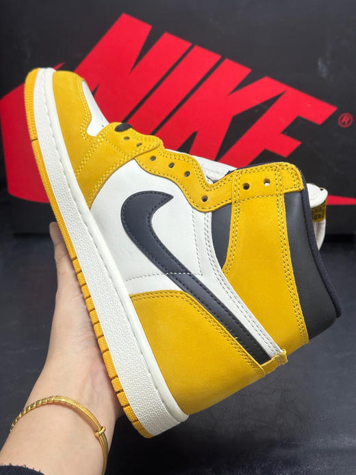 秋冬特惠💰500 公司级 # Air Jordan 1 High OG 黄黑白 耐磨透气 高帮 复古篮球鞋 商品图4