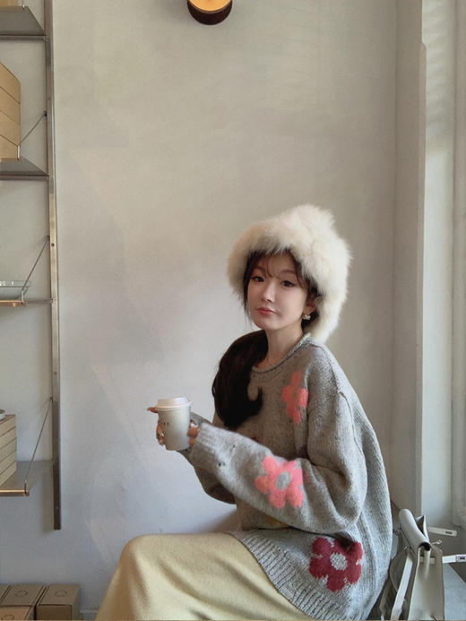 金蘑菇菇 bouquet秋天的维多利亚花市/ 潮牌花花毛衣+针织半裙 商品图4