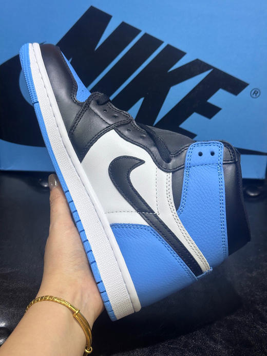 秋冬特惠💰500 公司级 # Air Jordan 1 High OG "University
Blue" 潮流经典 减震防滑耐磨 高帮 复古篮球鞋 蓝 商品图4