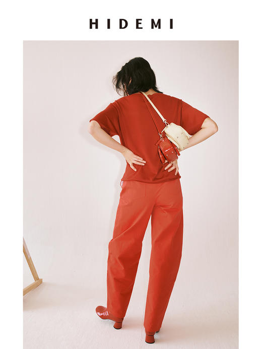 HIDEMI 节日系列红色限定斜纹高织水洗棉弯刀裤 商品图4