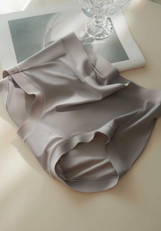 爱慕秋冬 【拍4条68元】桑蚕丝95到180斤暖柔绵纱超大弹力无痕内裤 商品图4