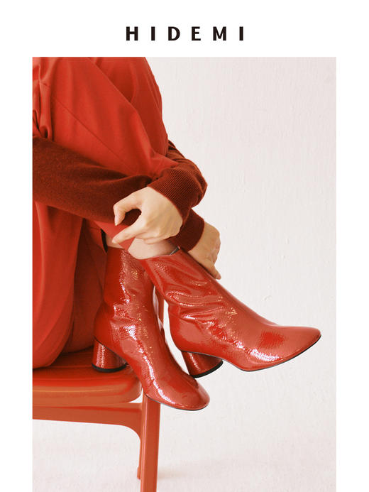 HIDEMI 牛皮圆头设计感粗跟中跟短靴 商品图2