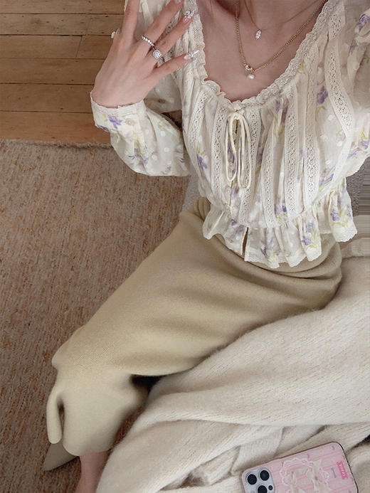 金蘑菇菇 小纸鸢 / holiday节日氛围重工100棉印花蕾丝收腰连衣裙 商品图1