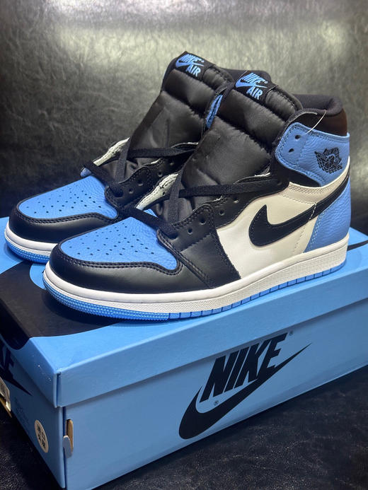 秋冬特惠💰500 公司级 # Air Jordan 1 High OG "University
Blue" 潮流经典 减震防滑耐磨 高帮 复古篮球鞋 蓝 商品图1