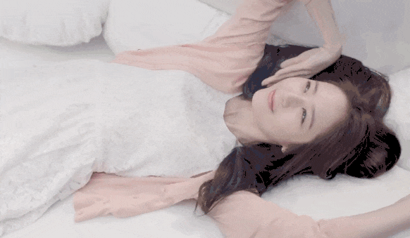 枕头不对，不如不睡！这款石墨烯乳胶枕，边睡边护颈，醒来一身轻松