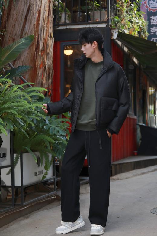 S342474327设计感阔版鹅绒服 商品图4