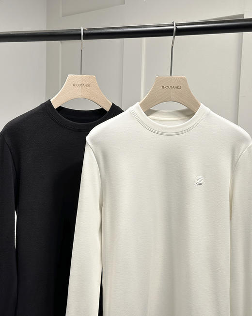 【大促，不退不换】 Z家  糯软冬温 黑科技柔厚双层复绒 长袖圆领打底衫 T恤 AH2302 商品图1