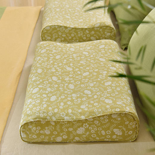 繁花似锦乳胶枕蜂窝结构真空物理发泡天然乳胶枕 商品图3