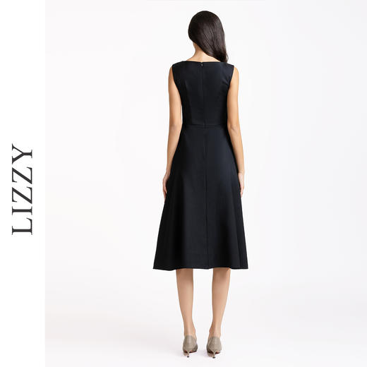 LIZZY 早秋 优雅赫本风收腰小黑裙无袖大摆立体裁剪通勤商务羊毛连衣裙7908 商品图4