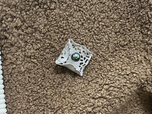 「几何」大溪地黑珍珠银胸针 商品图4