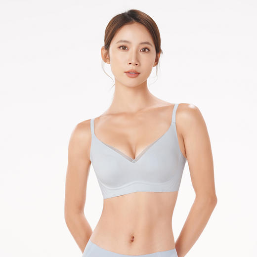 都市丽人Vbra内衣无痕杯面内衣女泳布文胸无尺码3/4杯超薄款速干无钢圈三排扣LB46K7 商品图1