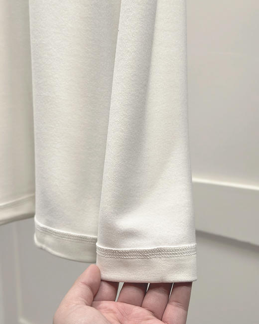 【大促，不退不换】 Z家  糯软冬温 黑科技柔厚双层复绒 长袖圆领打底衫 T恤 AH2302 商品图13