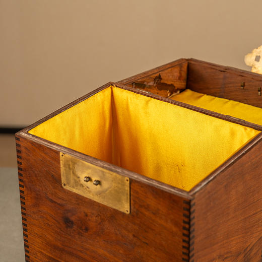 清 黄花梨宝箱 商品图3