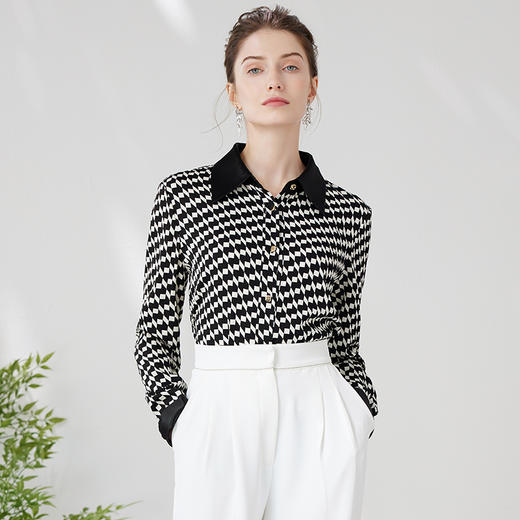 EITIE爱特爱春季新款黑白图案衬衣7309001 商品图2