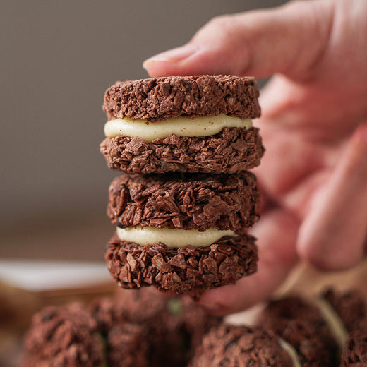 【分销】一方云拾巧克力脆吨吨 奶香原味/清新抹茶味 谷物新搭脆到掉渣 商品图4