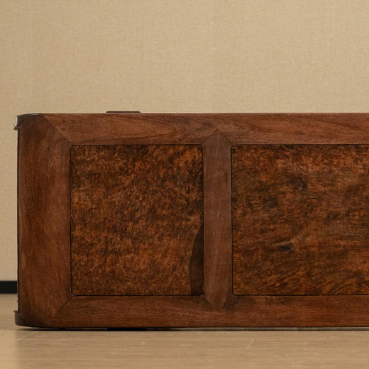 清 红木三镶瘿木鹿衔灵芝书卷式平头案 商品图2