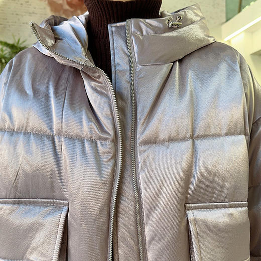 圣三利女装新秋冬季连帽短款休闲羽绒服SL121S01 商品图3