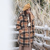 谜底格子连帽大衣女2023冬款复古宽松渔夫扣羊羔毛外套234MD1471 商品缩略图3