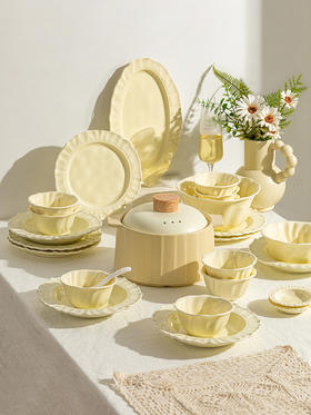 摩登主妇奶油餐具碗碟套装家用陶瓷饭碗汤面碗菜盘子乔迁新居礼物
