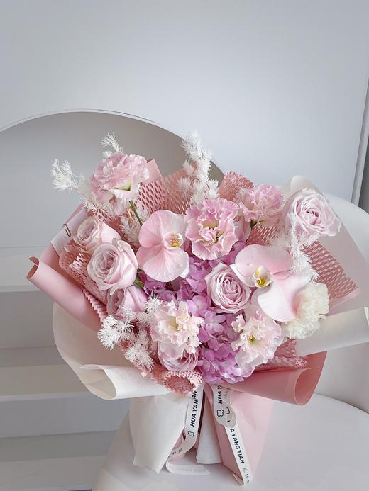 晕染霓裳 · 花束 商品图0