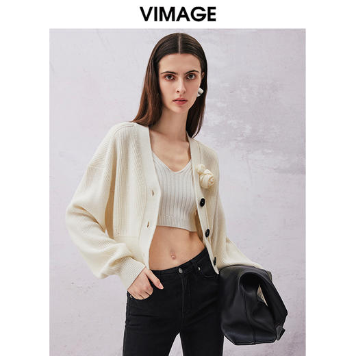 VIMAGE纬漫纪春季新款时尚气质百搭短款针织开衫V2101705 商品图1