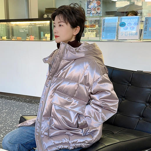 圣三利女装新秋冬季连帽短款休闲羽绒服SL121S01 商品图1