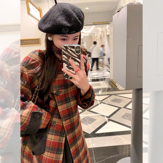 <曾小咸推荐> 【浪漫续杯】红色格子大衣 商品图0