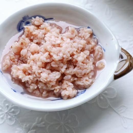 热卖【玫瑰酒酿】，精选云南墨江白糯米，重瓣玫瑰，甜而不腻，纯正的酒香，还有淡淡的玫瑰芬芳！云南老师傅手工制作，酒精度只有5度，很低，日常搭配酸奶、鸡蛋、水果，不会醉的（3天内发货） 商品图5