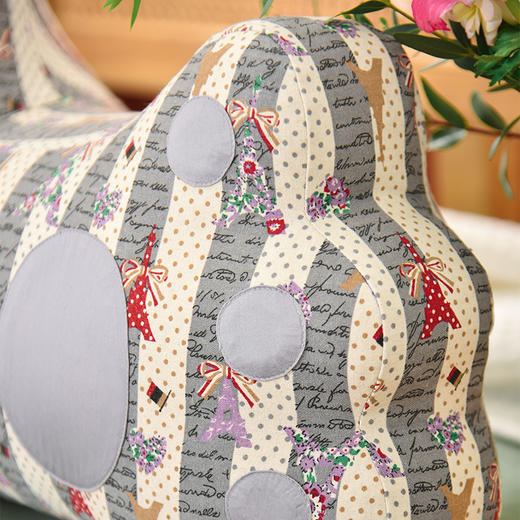 暖冬圣诞系列大猫靠枕软包高级感腰靠可拆洗 商品图3