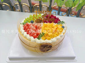 鲜果拼盘榴莲/芒果千层生日蛋糕
