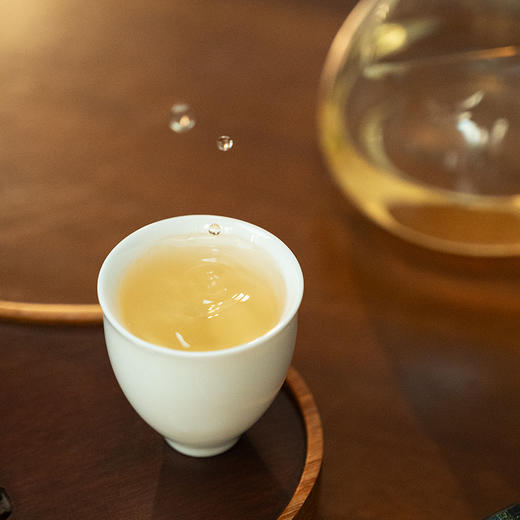 福鼎白茶白牡丹2018年五年陈老白茶白牡丹300克饼 商品图4