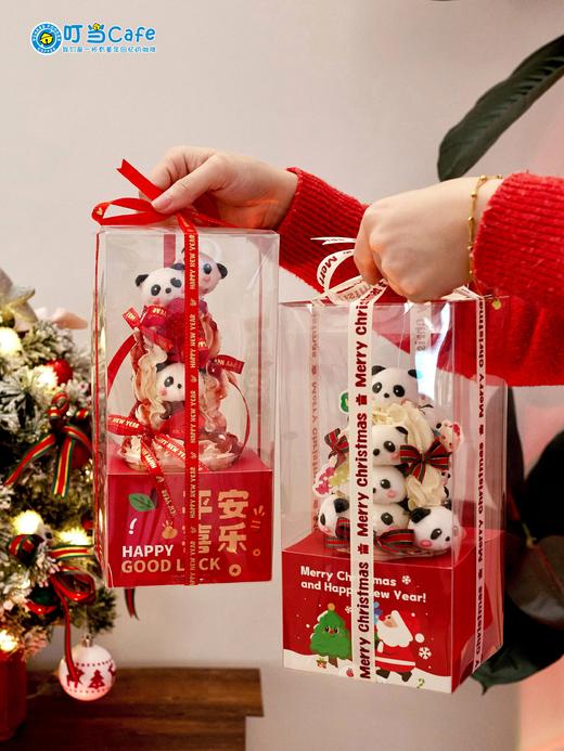 【预订】圣诞超萌熊猫草莓塔 商品图0
